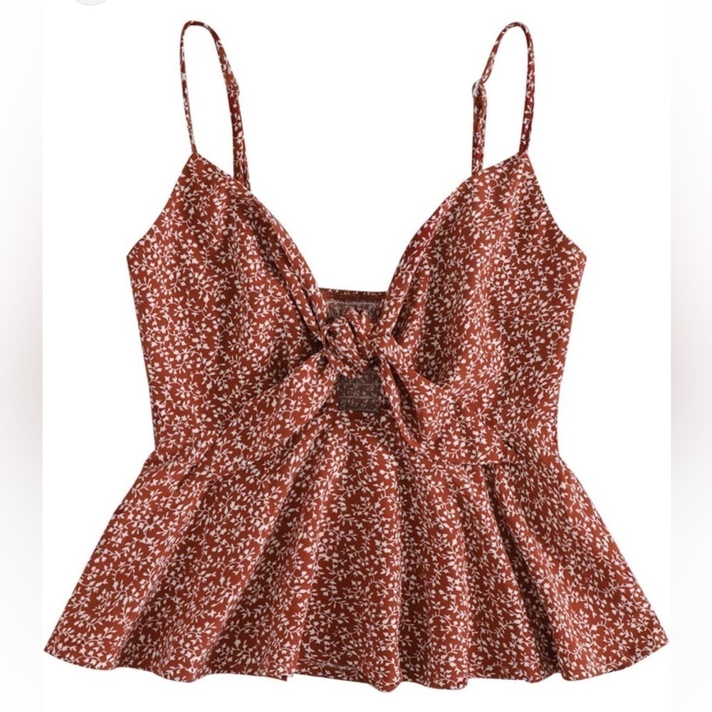 ❤️ 🆕 SHEIN floral smocked peplum crop top  Size M